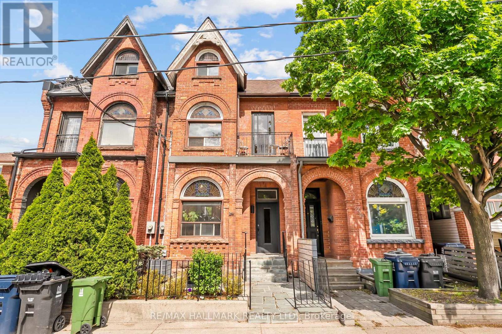 Townhouse at 261 OSSINGTON AVENUE, Toronto (Trinity-Bellwoods)