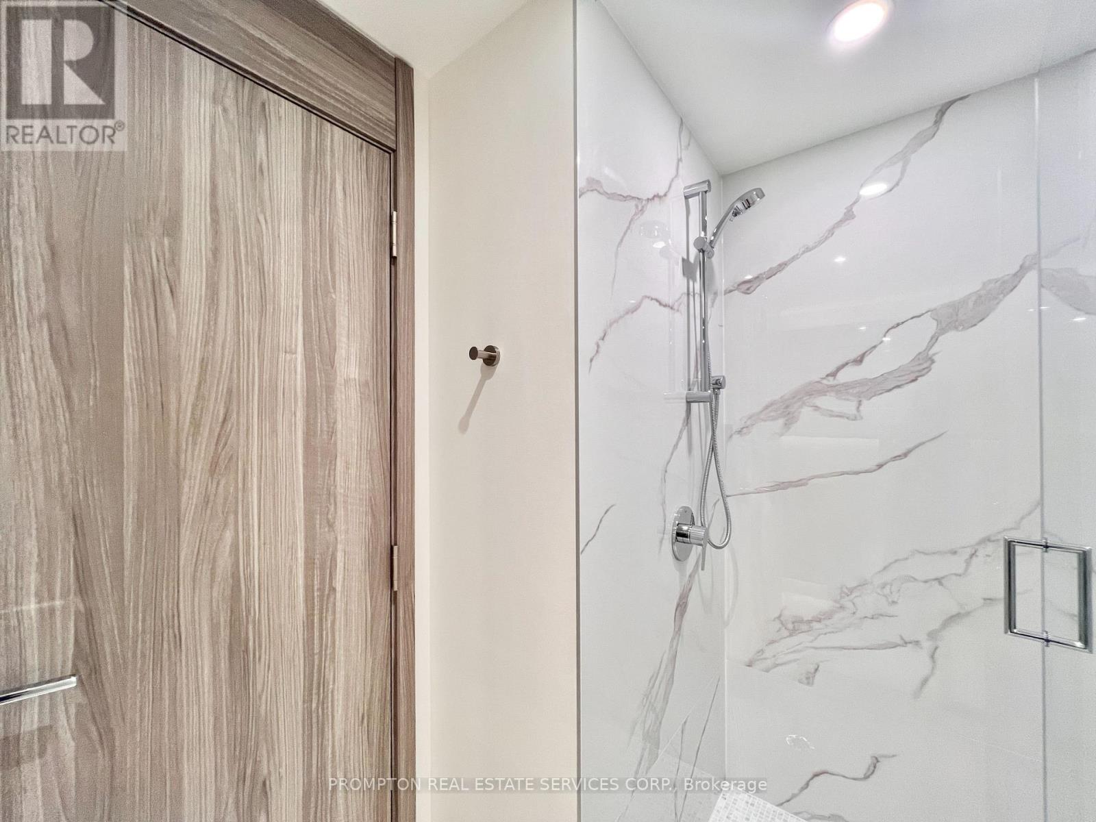 Apartment at 340 - 75 BILLES HEIGHTS, Toronto