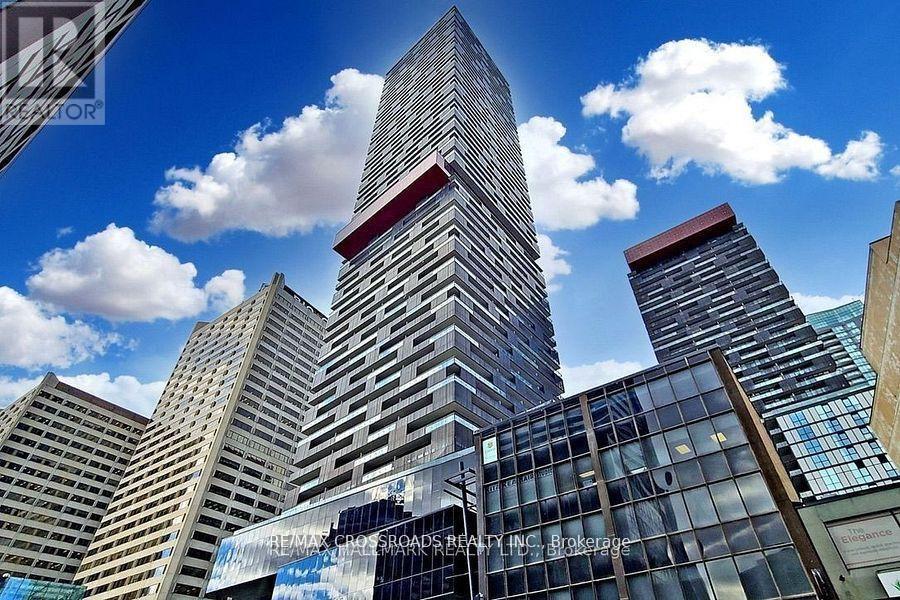 Apartment at 3010 - 8 EGLINTON AVENUE E, Toronto (Mount Pleasant West)