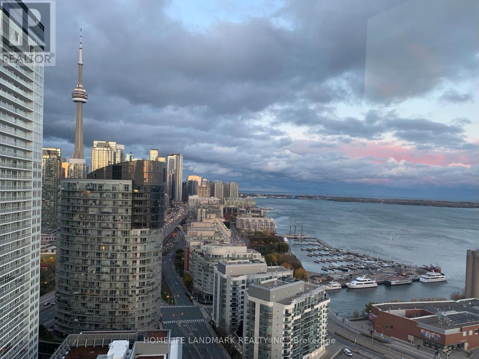 Apartment at 3004 - 600 FLEET STREET, Toronto (Niagara)