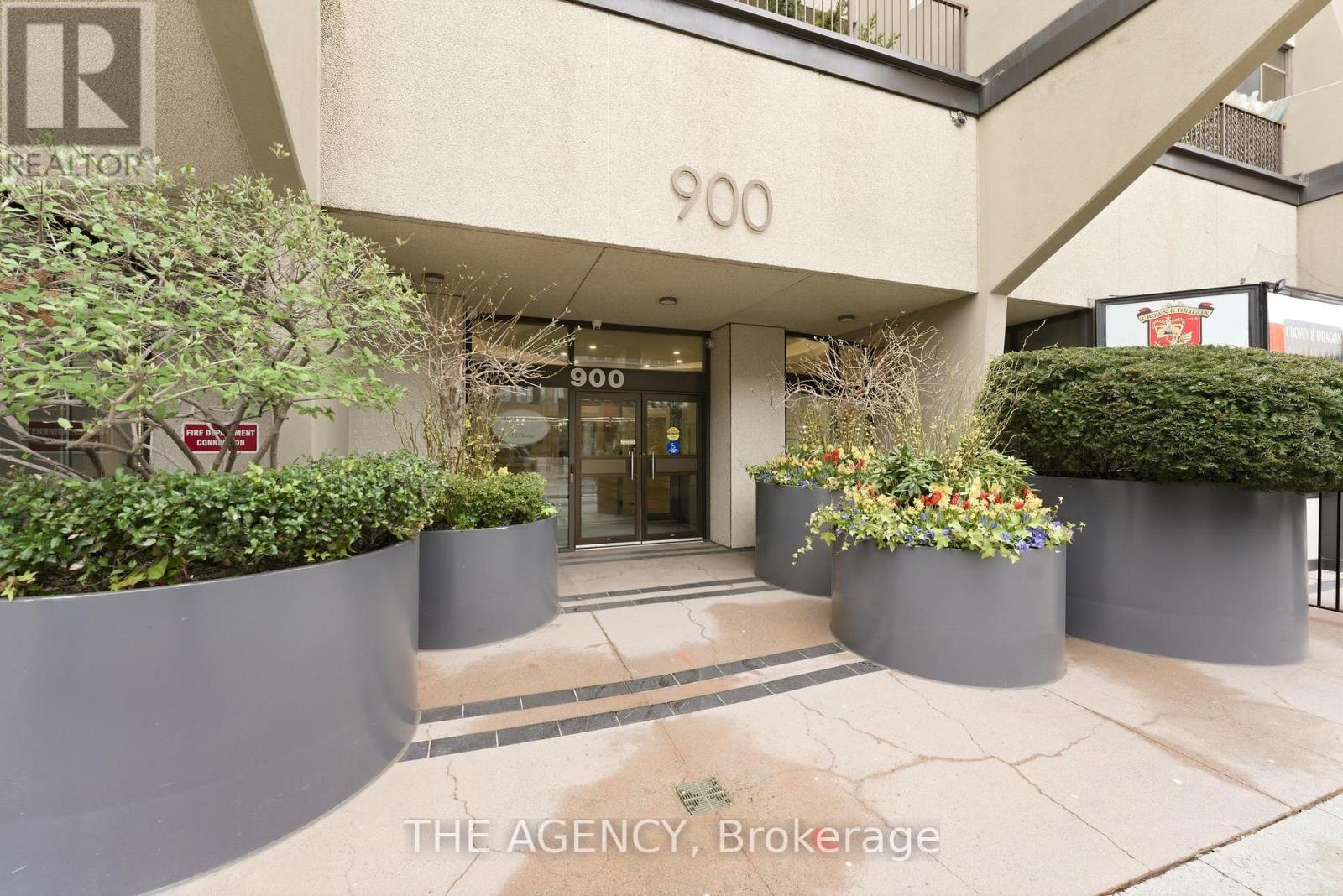 Apartment at 902 - 900 YONGE STREET, Toronto (Annex)