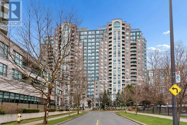 Apartment at 318 - 23 LORRAINE DRIVE, Toronto (Willowdale West)