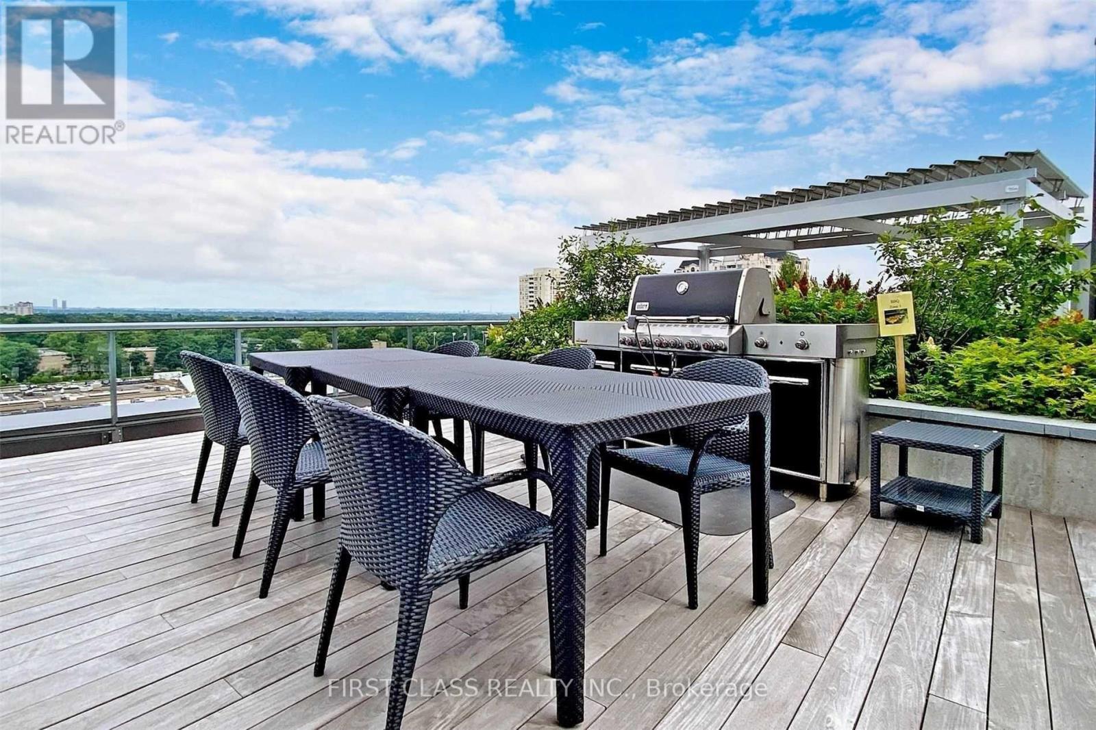 Apartment at 214 - 7 KENASTON GARDEN, Toronto