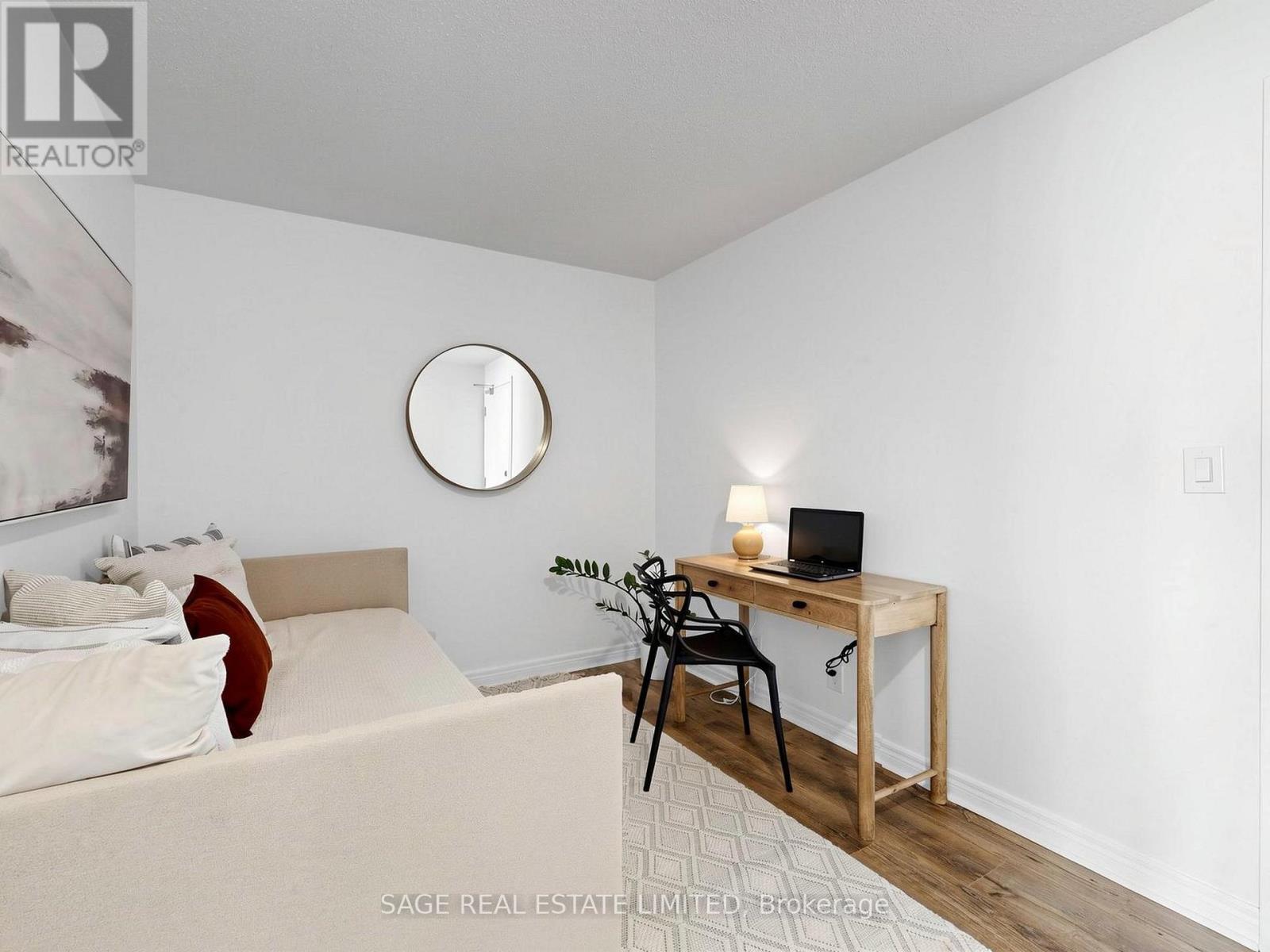 Apartment at 811 - 225 WELLESLEY STREET E, Toronto