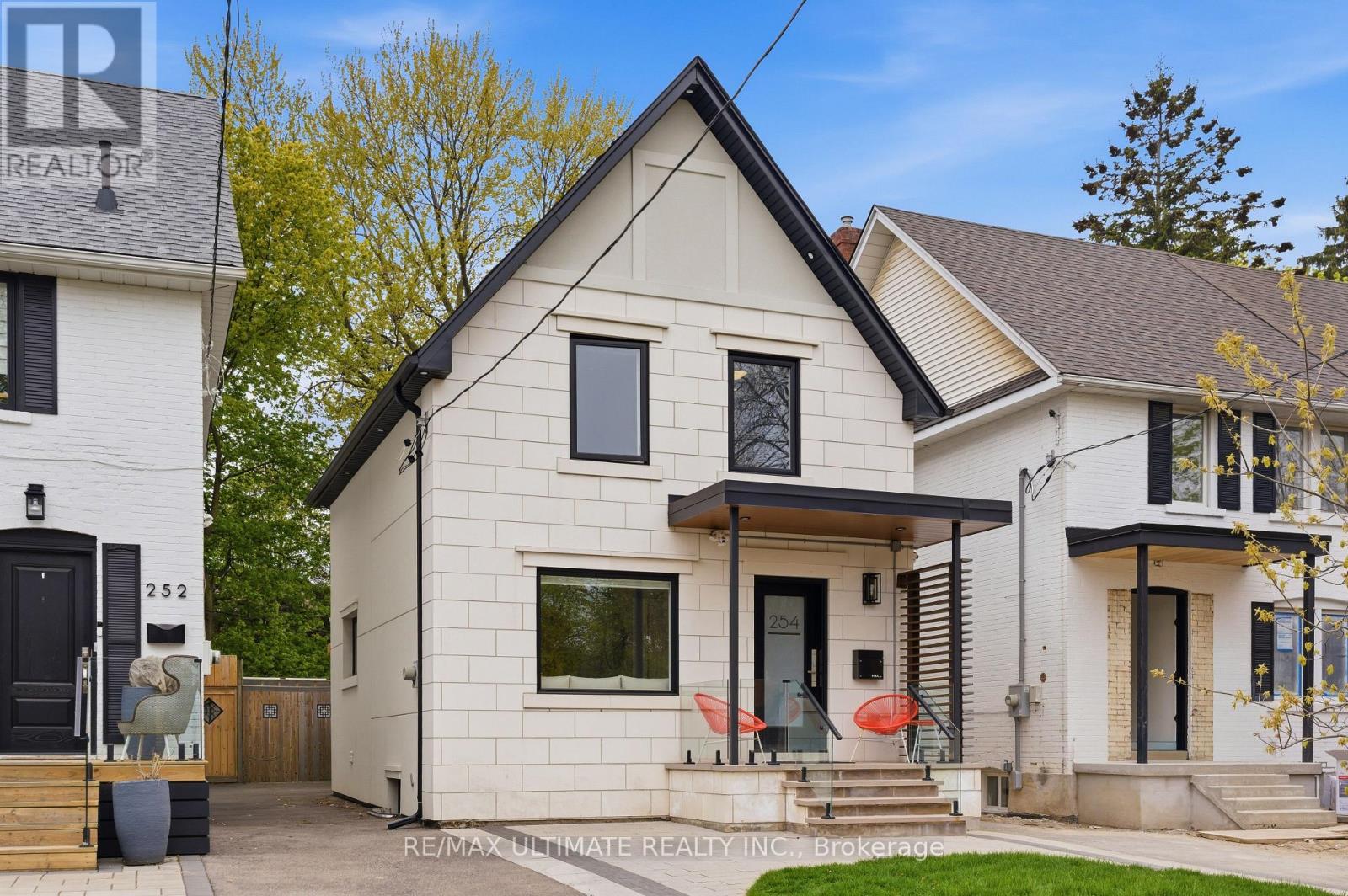 Detached at 254 AIRDRIE ROAD, Toronto (Leaside)