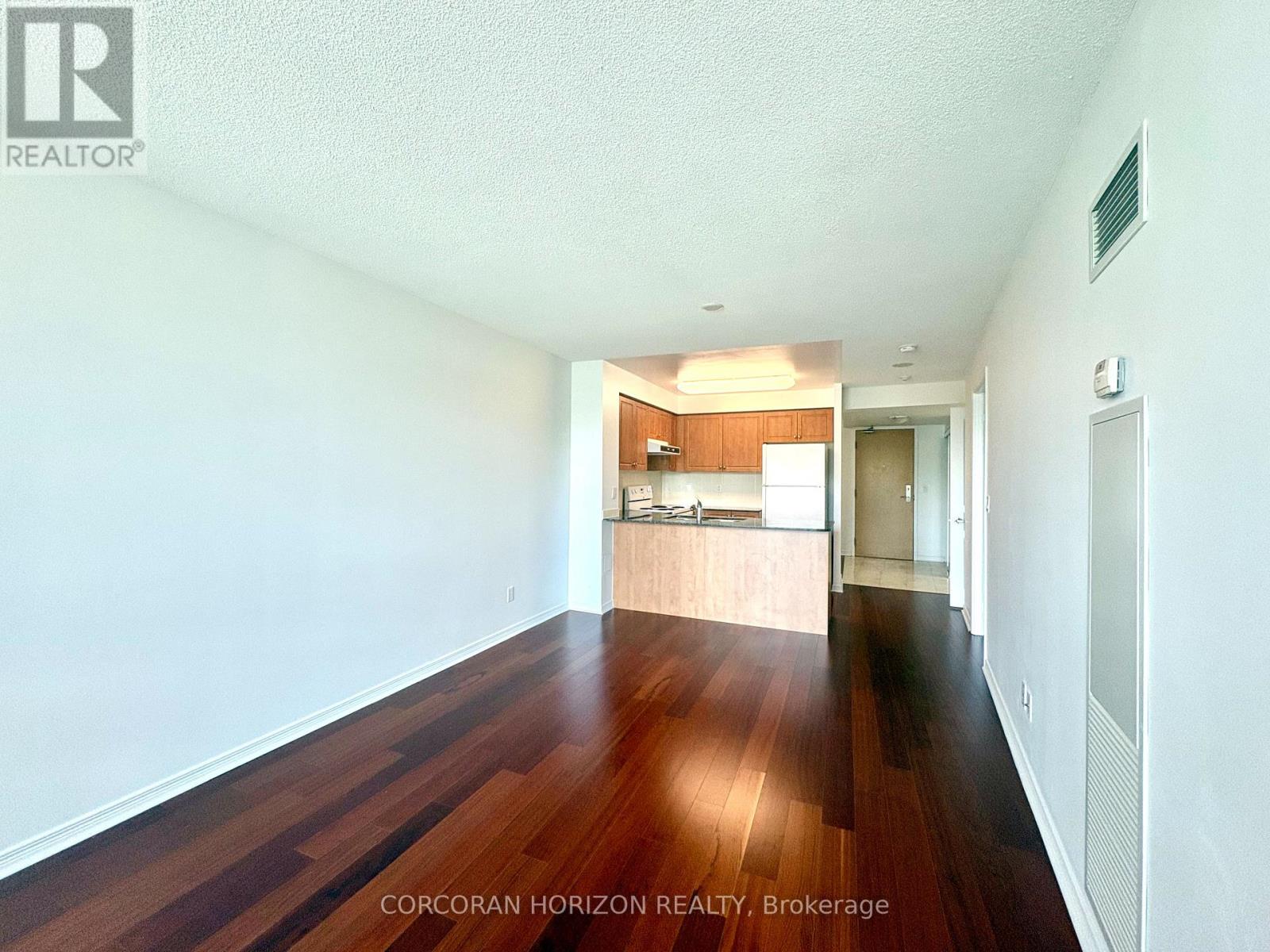 Apartment at 216 - 503 BEECROFT ROAD, Toronto