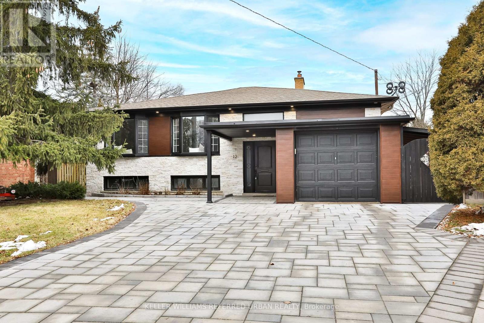 Multiplex at LOWER - 12 FIRTHWAY COURT, Toronto (Banbury-Don Mills)