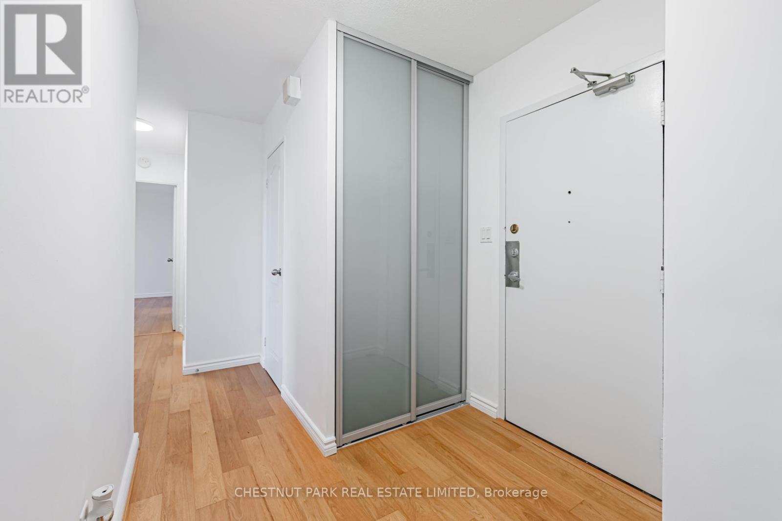 Apartment at 206 - 60 PAVANE LINKWAY, Toronto