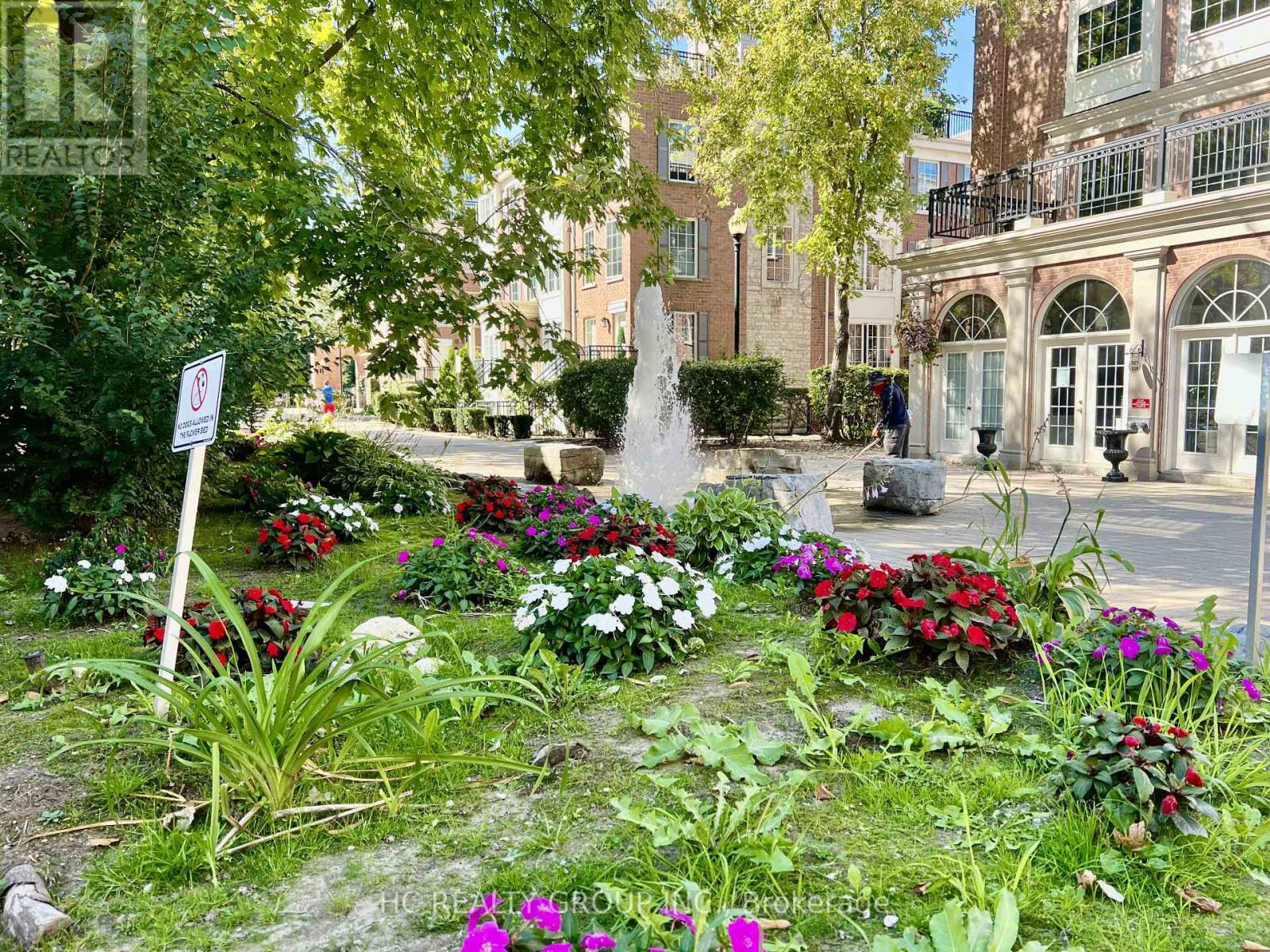 Townhouse at 530 - 3 EVERSON DRIVE, Toronto