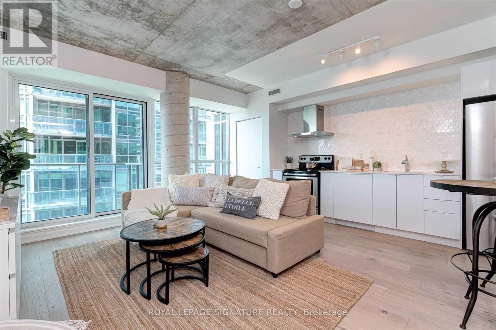 Apartment at 1010 - 69 LYNN WILLIAMS STREET, Toronto (Niagara)