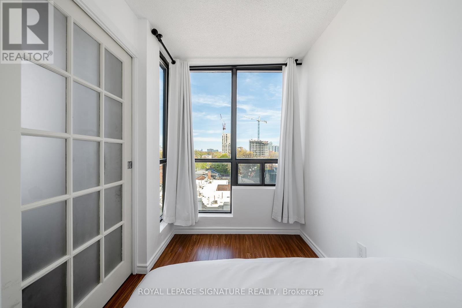 Apartment at 704 - 117 GERRARD STREET E, Toronto