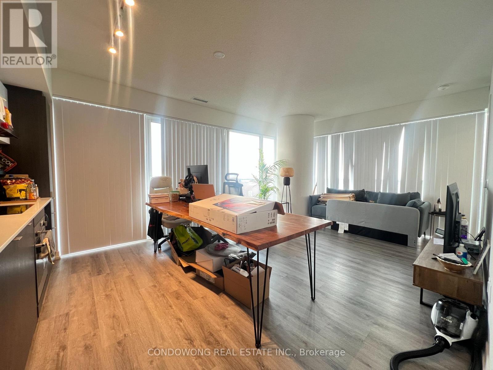 Apartment at 2307 - 138 DOWNES STREET, Toronto (Waterfront Communities)