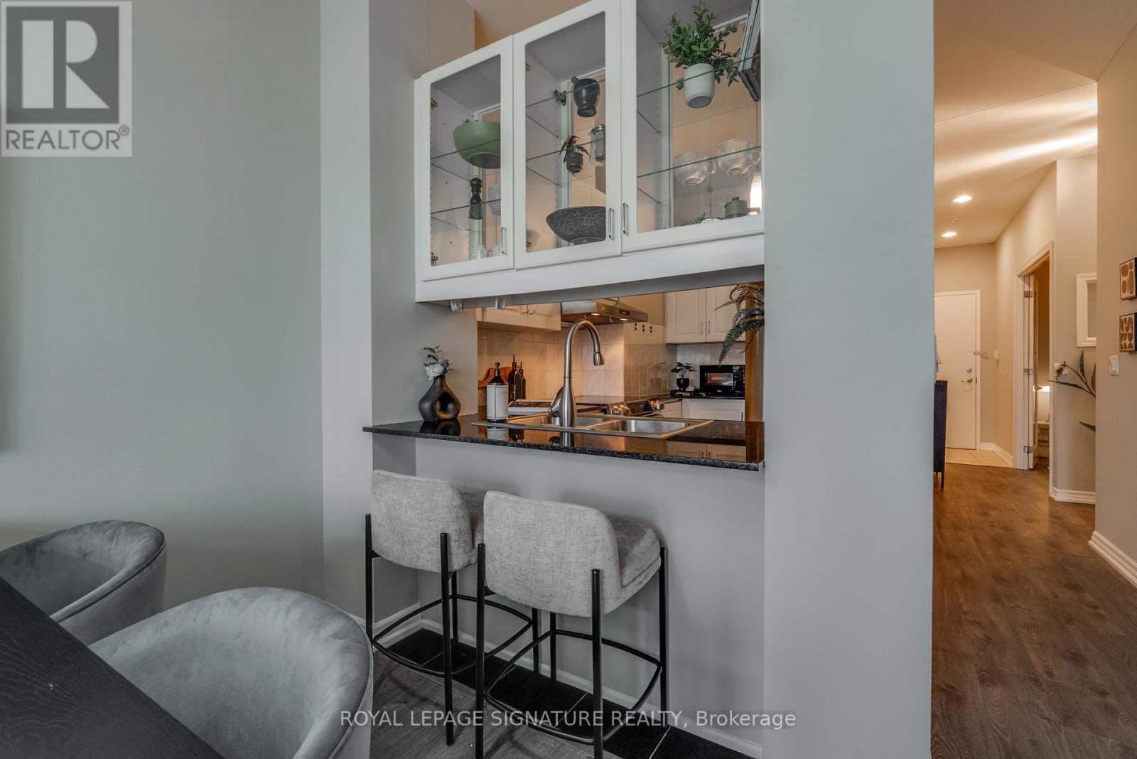 Apartment at 904 - 797 DON MILLS ROAD, Toronto