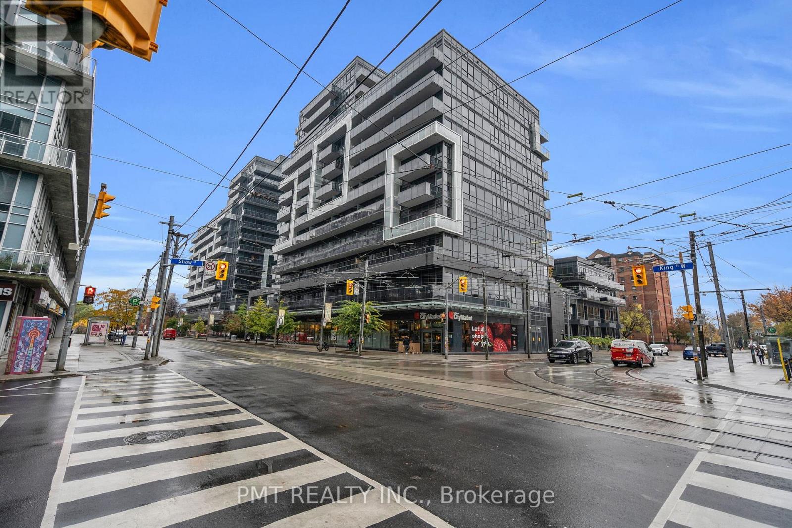 Apartment at 1046 - 1030 KING STREET W, Toronto (Niagara)