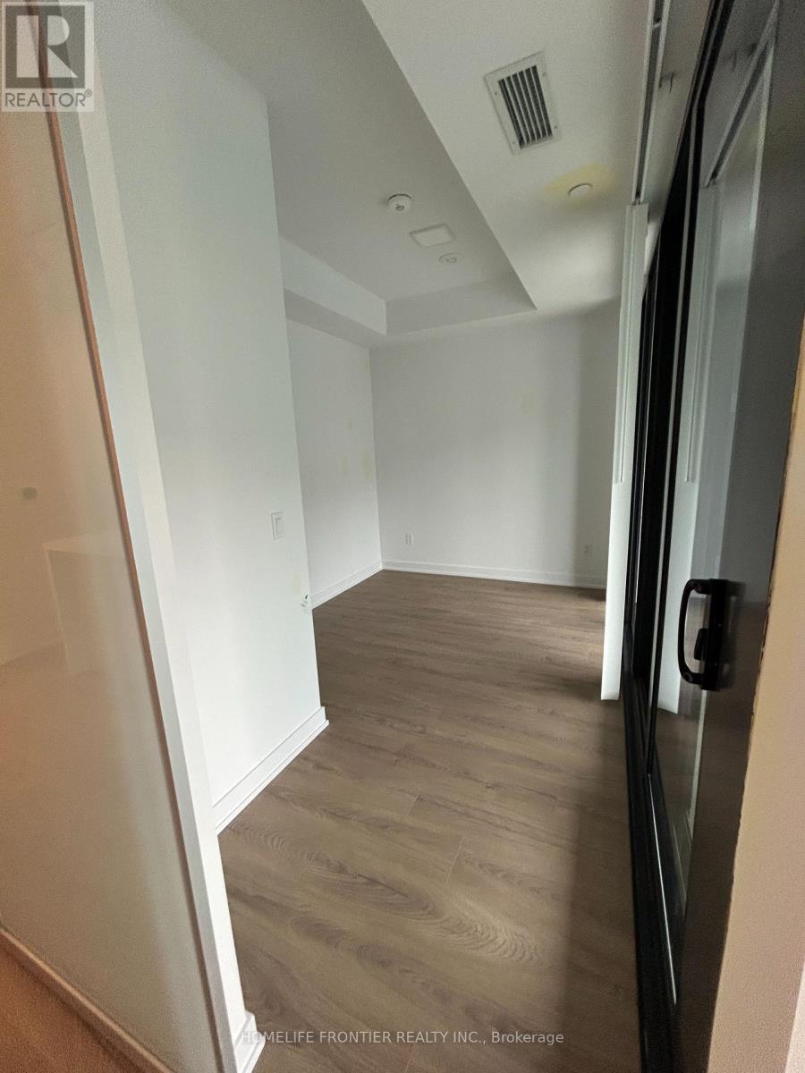 Apartment at 906 - 29 GREEN TRAIL COURT, Toronto (Bayview Village)