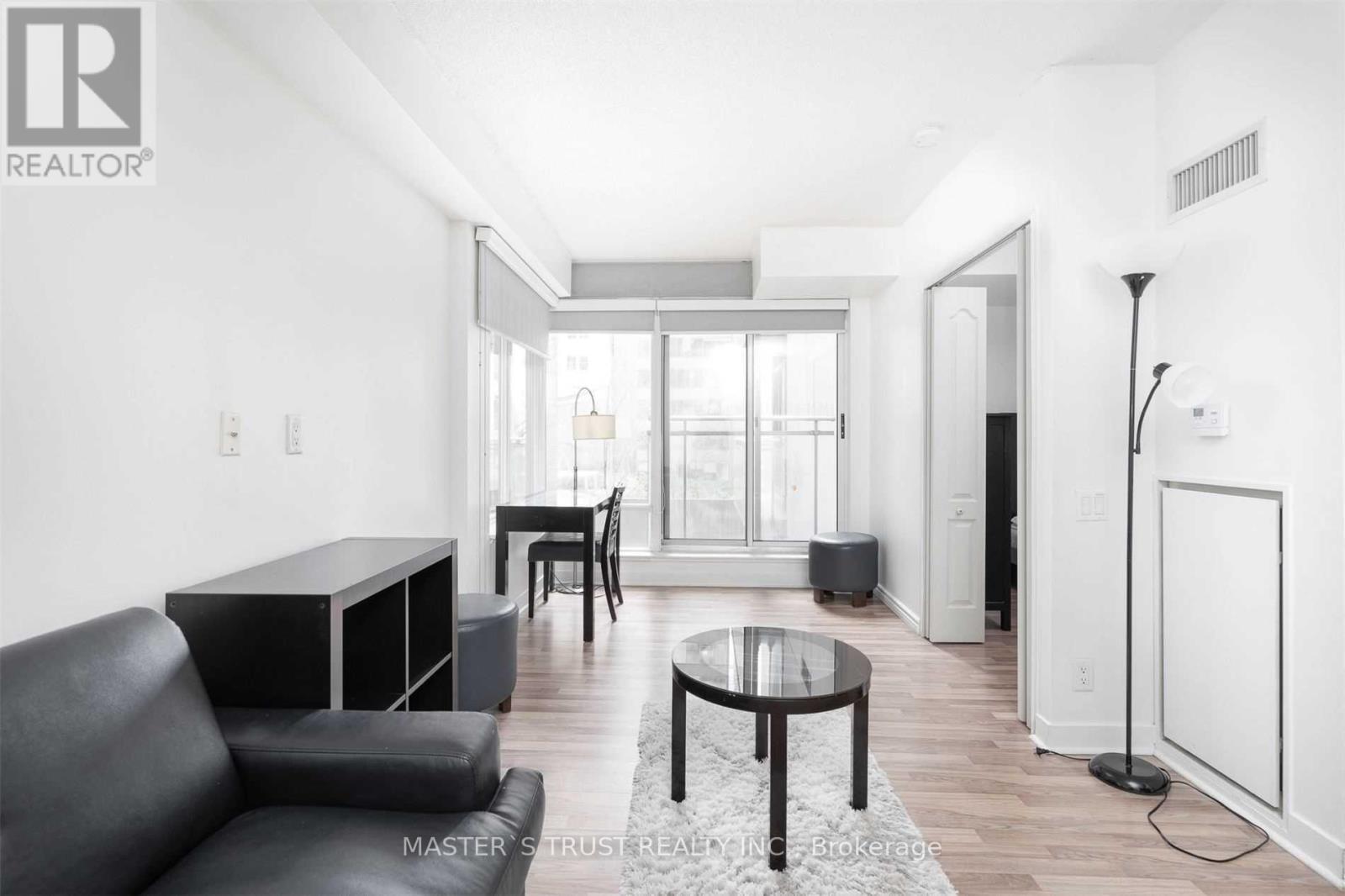 Apartment at 705 - 8 COLBORNE STREET, Toronto (Church-Yonge Corridor)