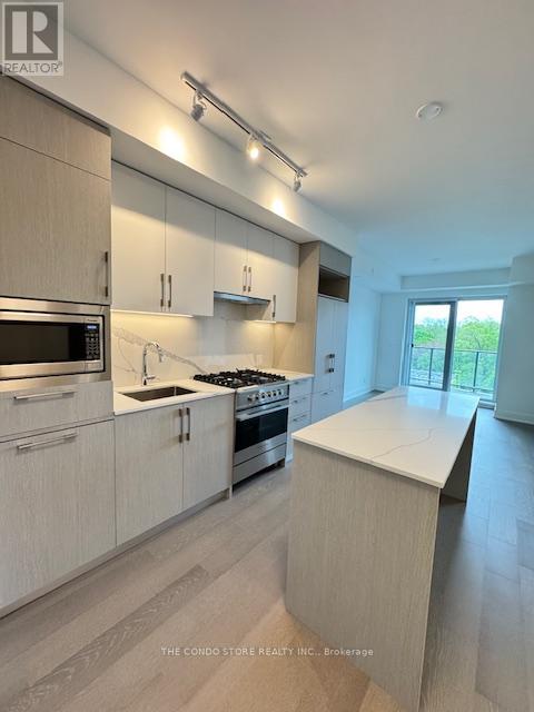 Apartment at 503 - 8 MANOR ROAD W, Toronto (Yonge-Eglinton)