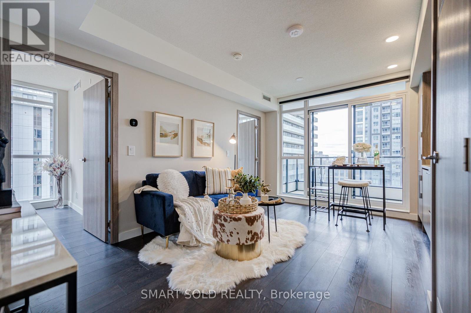 Apartment at 2507 - 38 WIDMER STREET, Toronto (Waterfront Communities)