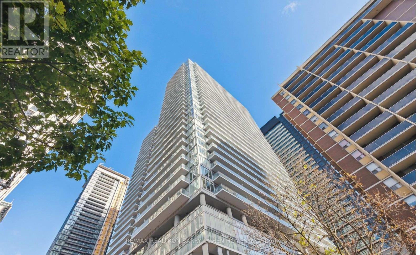 Apartment at 2002 - 195 REDPATH AVENUE, Toronto (Mount Pleasant West)