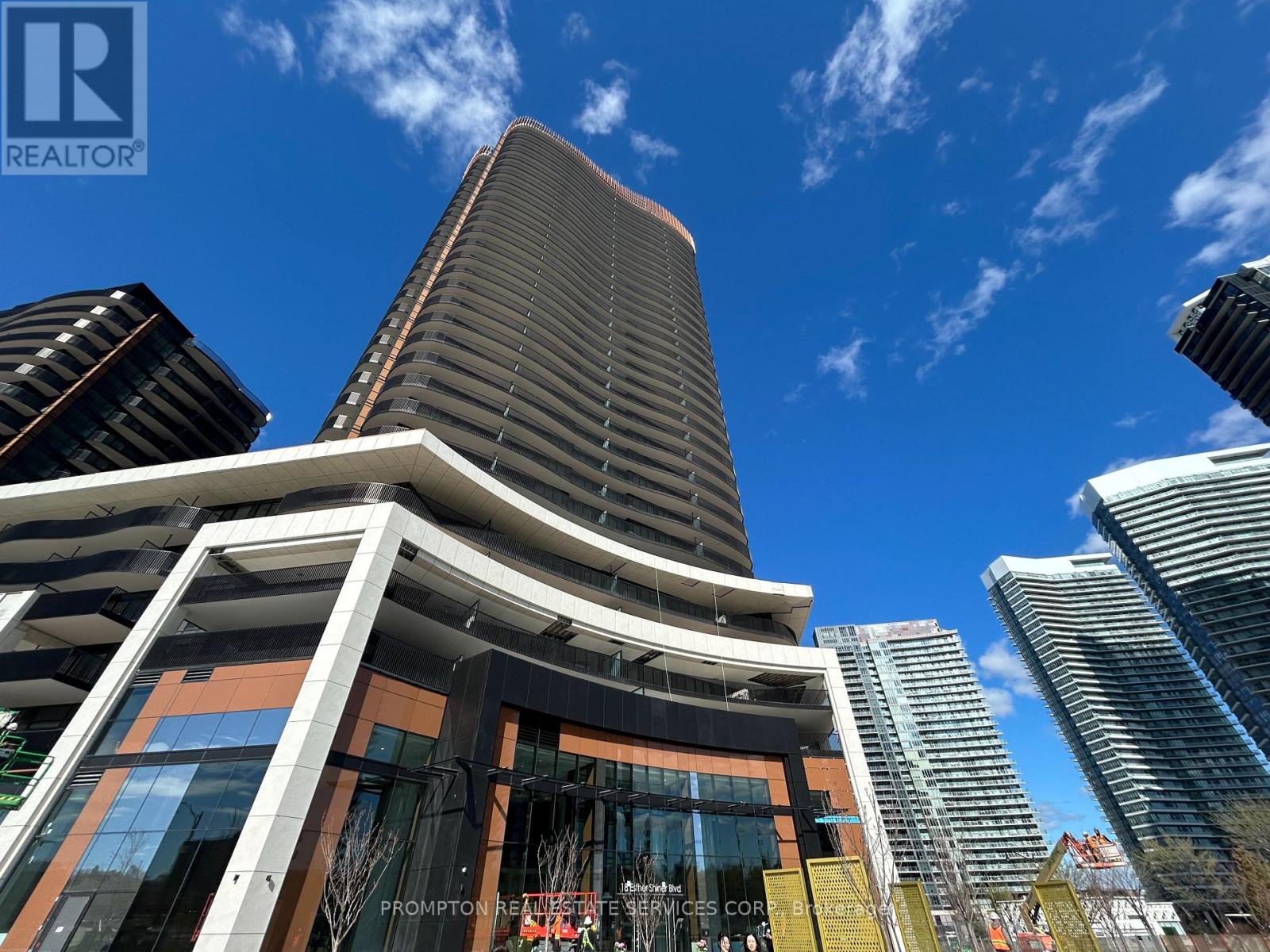 Apartment at 512 - 18 ESTHER SHINER BOULEVARD, Toronto (Bayview Village)