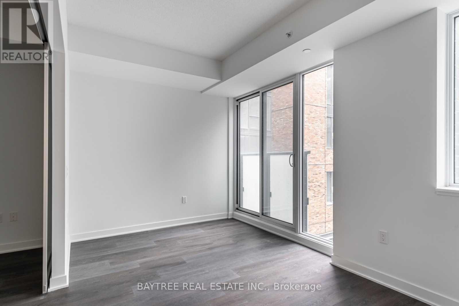 Apartment at 703 - 115 BLUE JAYS WAY, Toronto