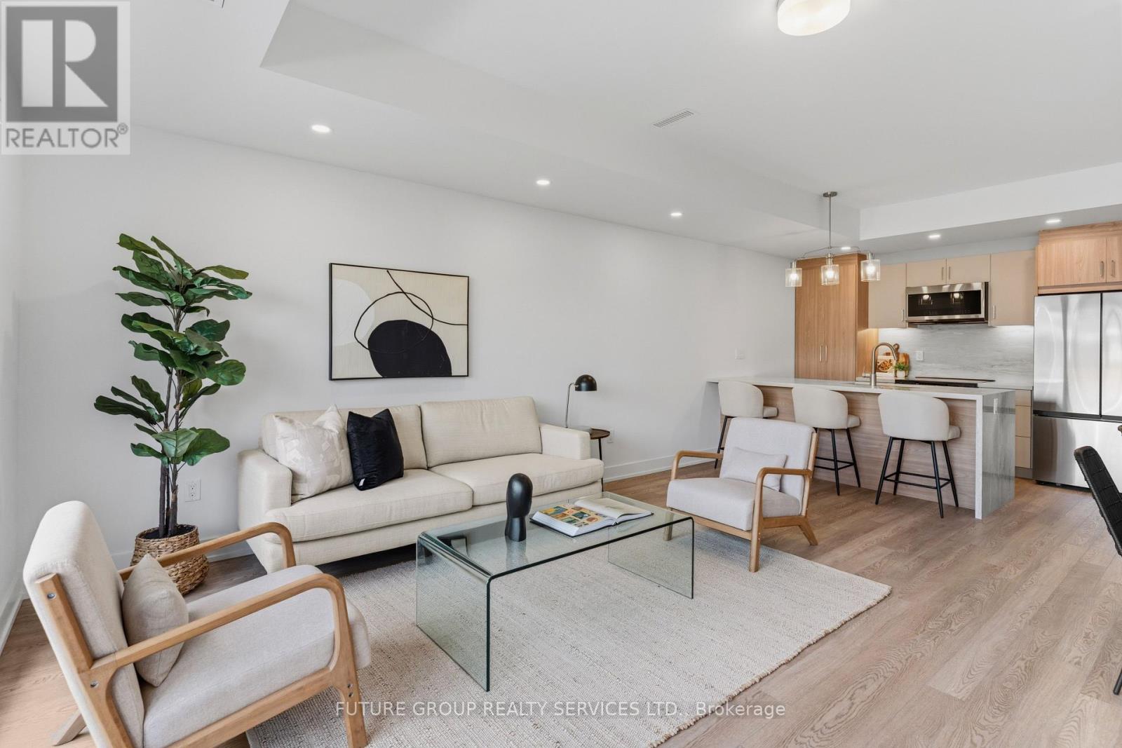 Detached at UNIT 2 - 86 KENWOOD AVENUE, Toronto (Humewood-Cedarvale)