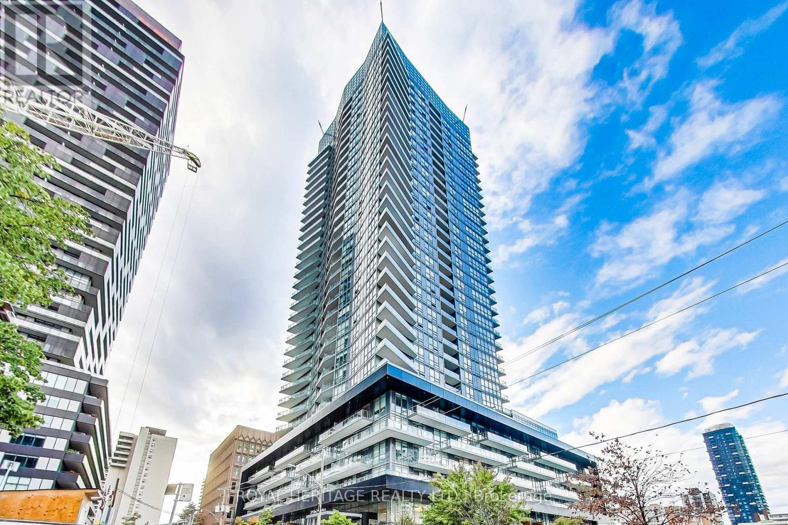 Apartment at 403 - 30 ROEHAMPTON AVENUE, Toronto (Mount Pleasant West)