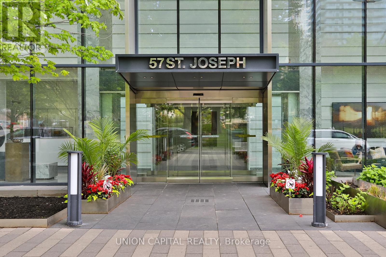 Apartment at 1307 - 57 ST JOSEPH STREET, Toronto (Bay Street Corridor)