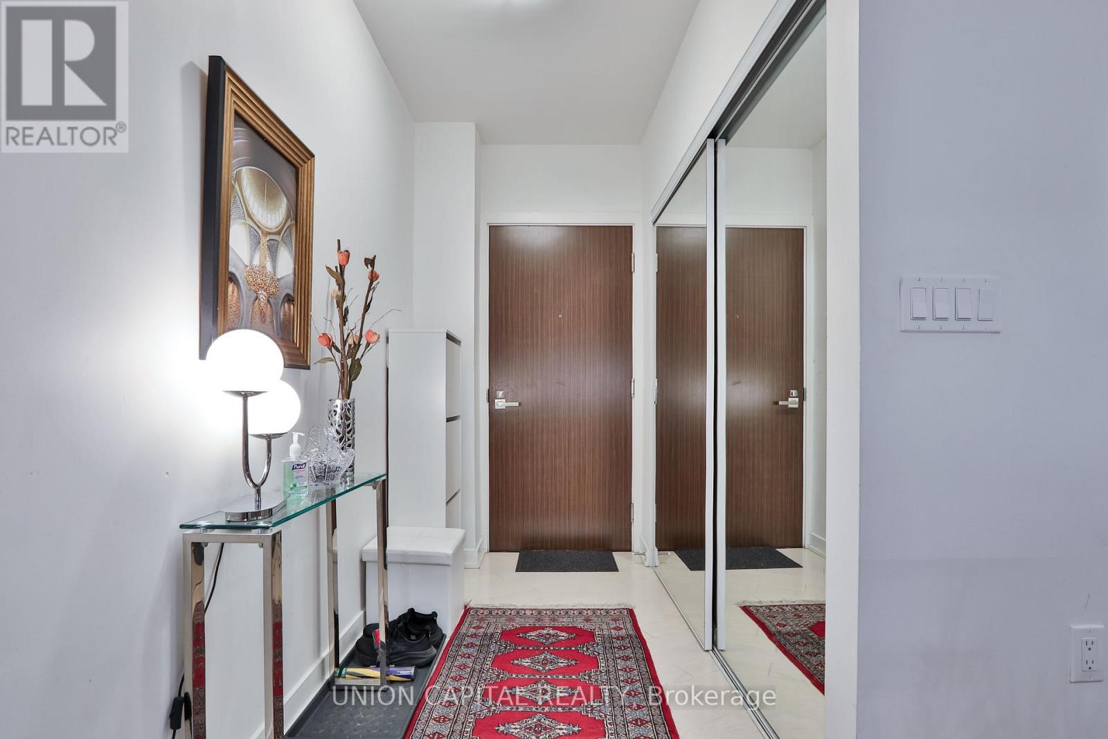 Apartment at 404 - 1 THE ESPLANADE, Toronto