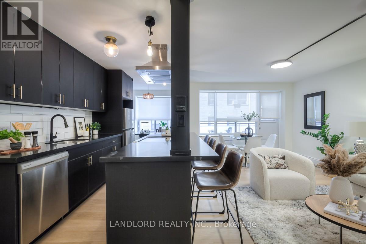 Multiplex at 405 - 420 EGLINTON AVENUE E, Toronto (Mount Pleasant East)