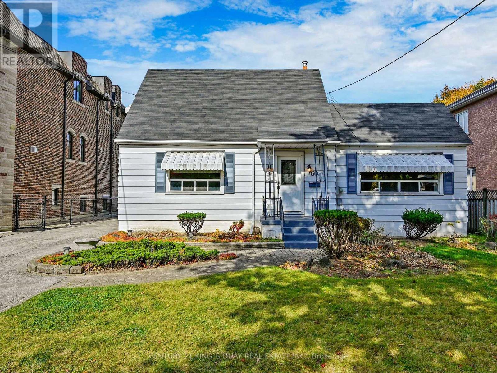 Detached at 60 NORTHWOOD DRIVE, Toronto (Newtonbrook East)