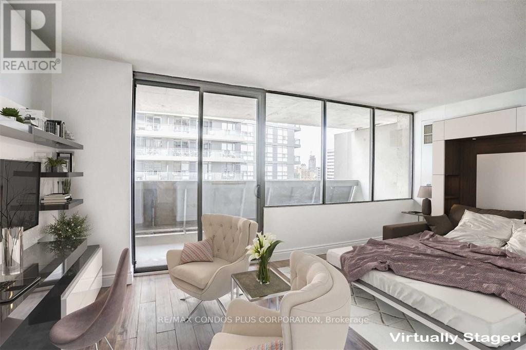 Apartment at 1011 - 720 SPADINA AVENUE, Toronto (University)
