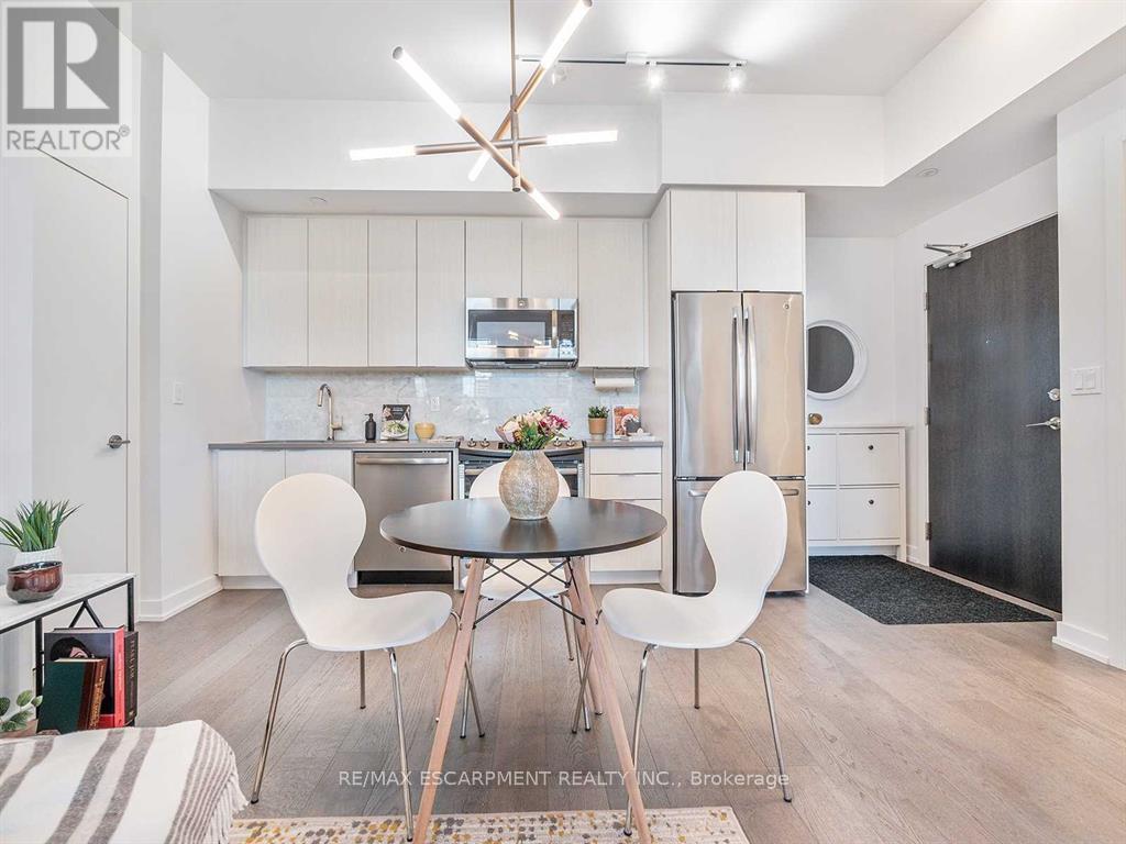 Apartment at 216 - 50 BRUYERES MEWS, Toronto (Niagara)
