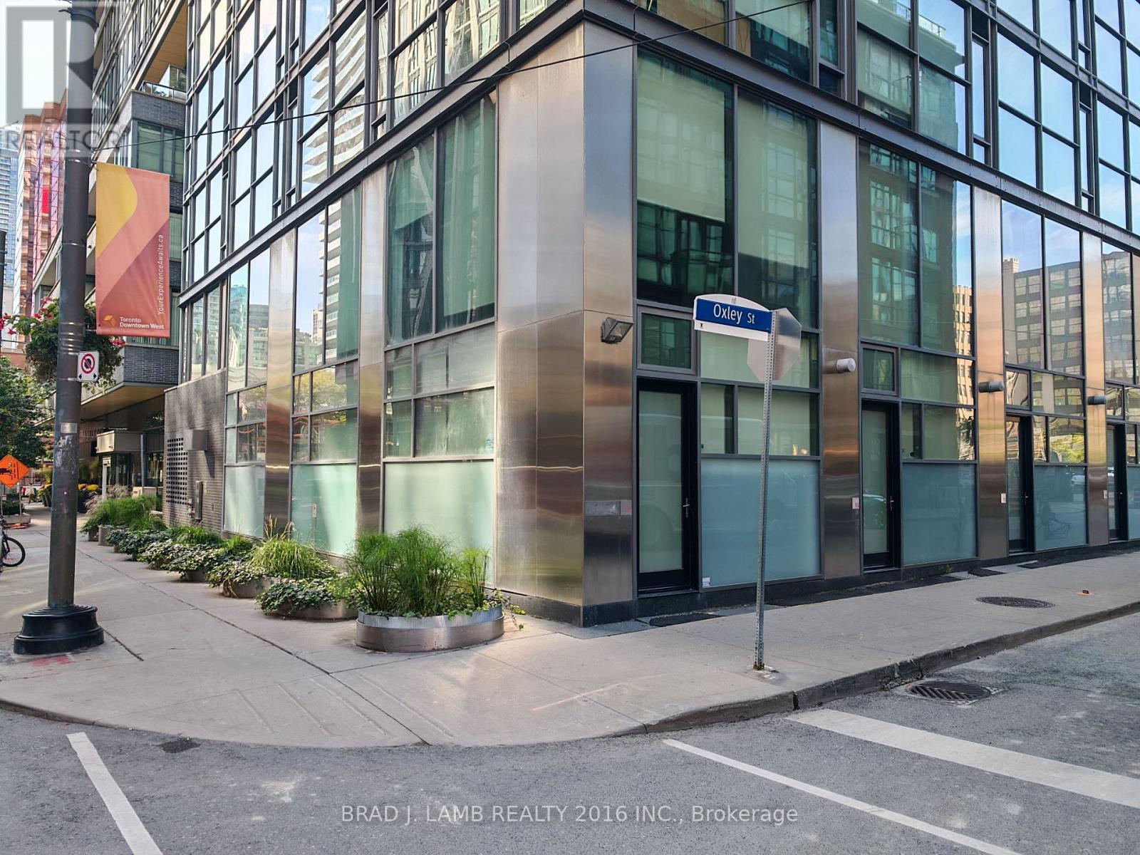 Apartment at TH1 - 25 OXLEY STREET, Toronto (Waterfront Communities)