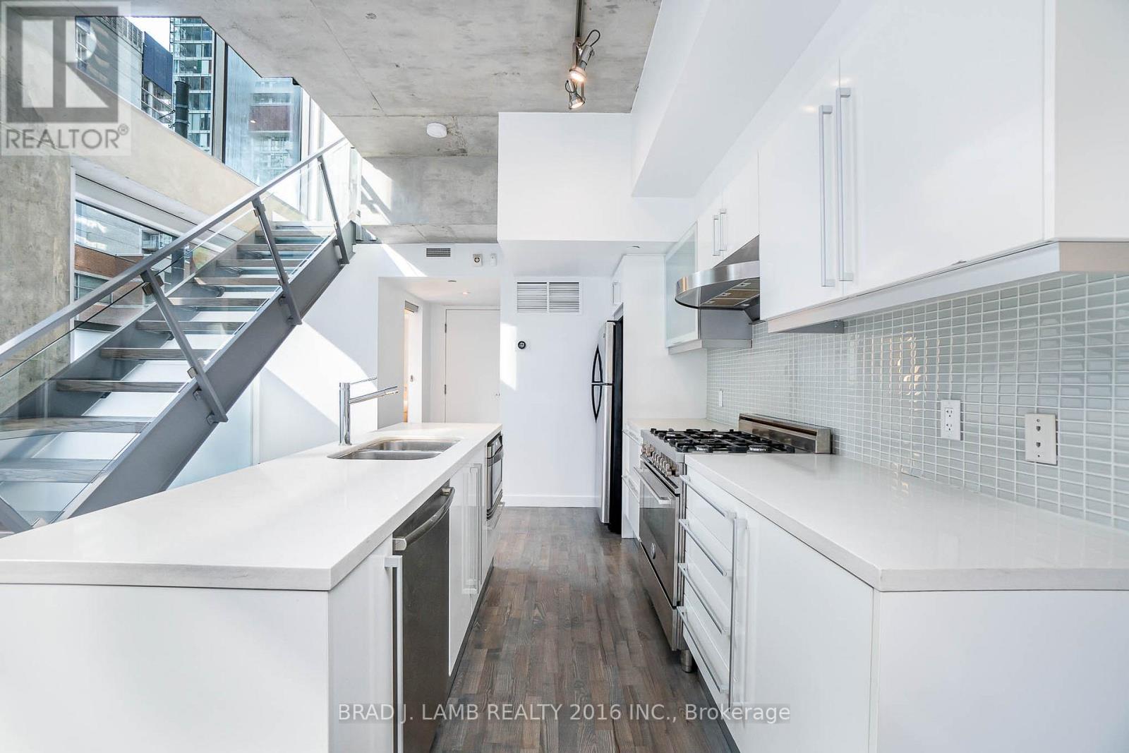 Apartment at TH1 - 25 OXLEY STREET, Toronto