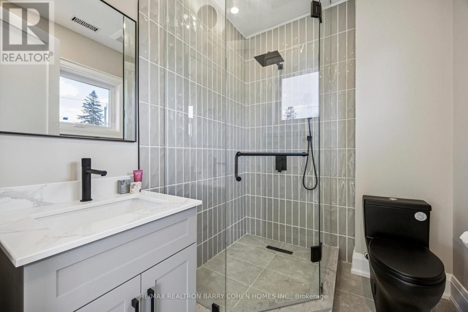 Detached at 1 LYNNHAVEN ROAD, Toronto