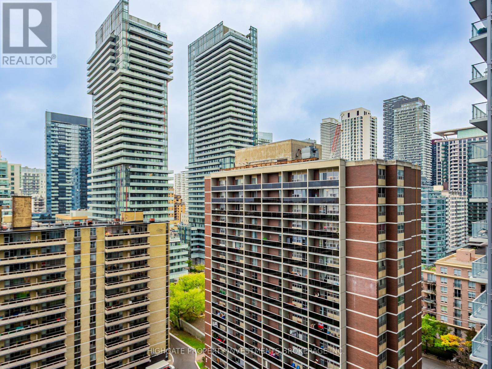 Apartment at 1405 - 127 BROADWAY AVENUE, Toronto (Mount Pleasant West)