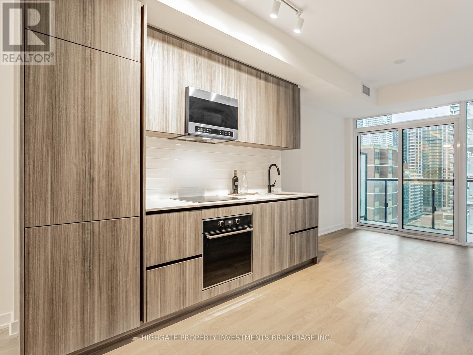 Apartment at 1405 - 127 BROADWAY AVENUE, Toronto