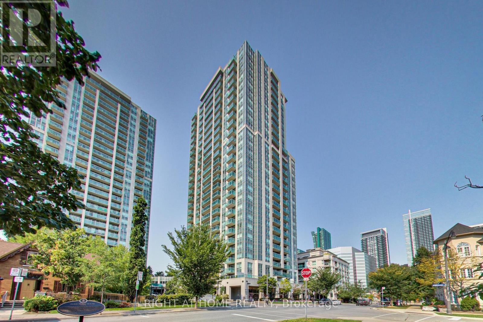 Apartment at LPH02 - 16 HARRISON GARDEN BOULEVARD, Toronto (Willowdale East)