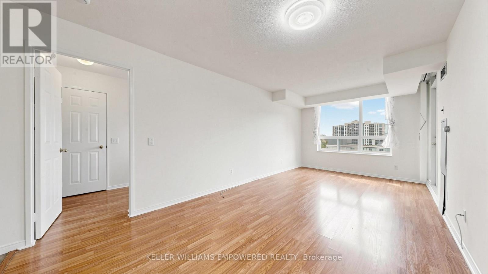 Apartment at 1511 - 238 DORIS AVENUE, Toronto