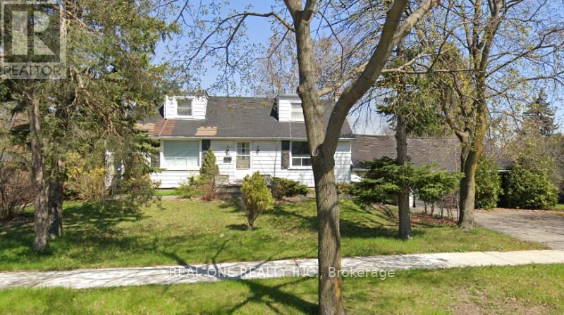 Detached at 22 PLEASANT VIEW DRIVE, Toronto (Pleasant View)