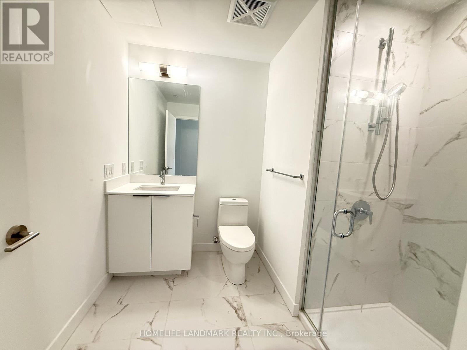 Apartment at N1114 - 7 GOLDEN LION HEIGHTS, Toronto
