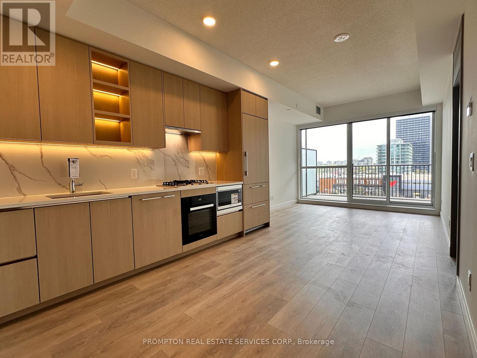 Apartment at 335 - 75 BILLES HEIGHTS, Toronto