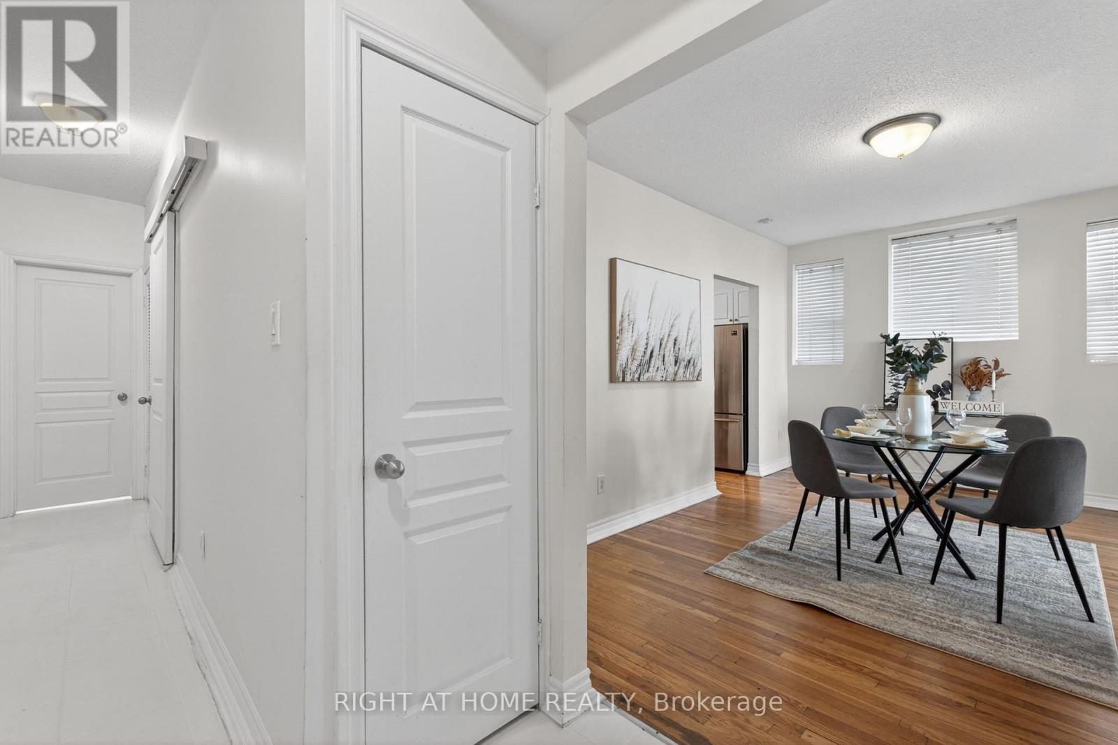 Apartment at 301 - 412 JARVIS STREET, Toronto