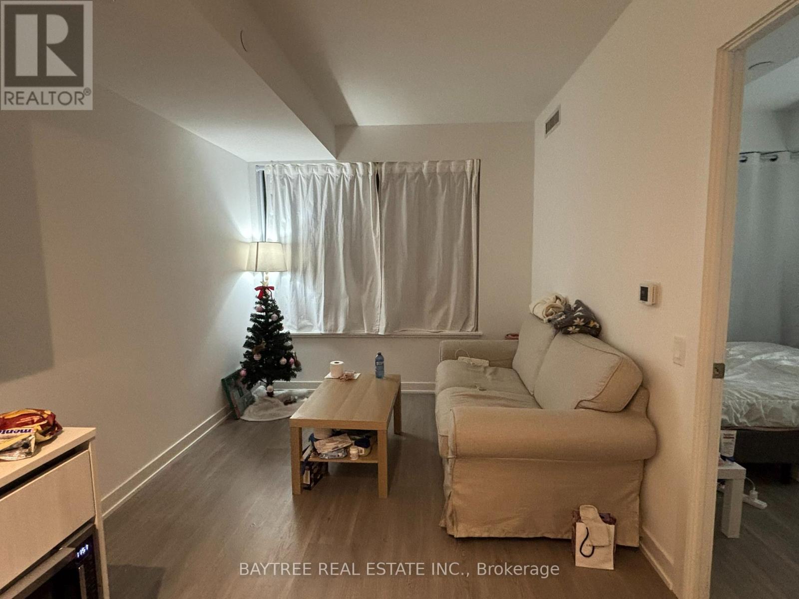 Apartment at 8 WELLESLEY ST UNIT 1502 STREET, Toronto (Bay Street Corridor)