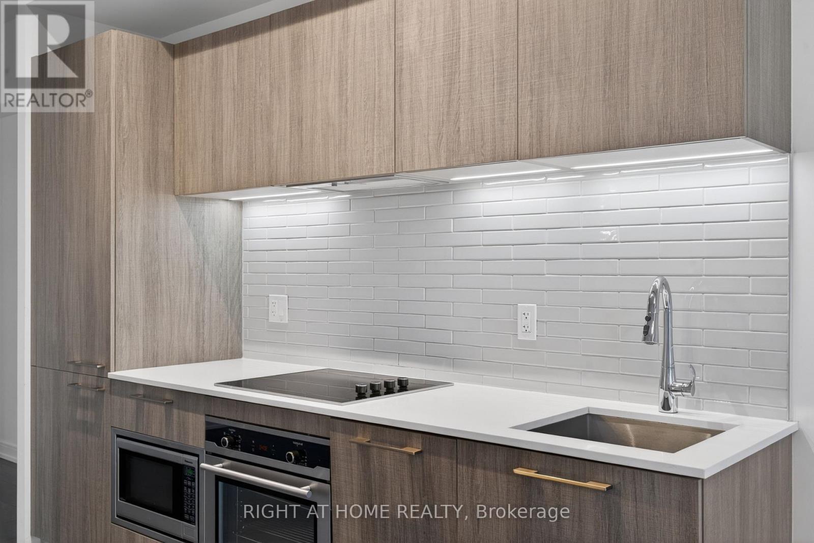 Apartment at 512 - 3 GLOUCESTER STREET, Toronto