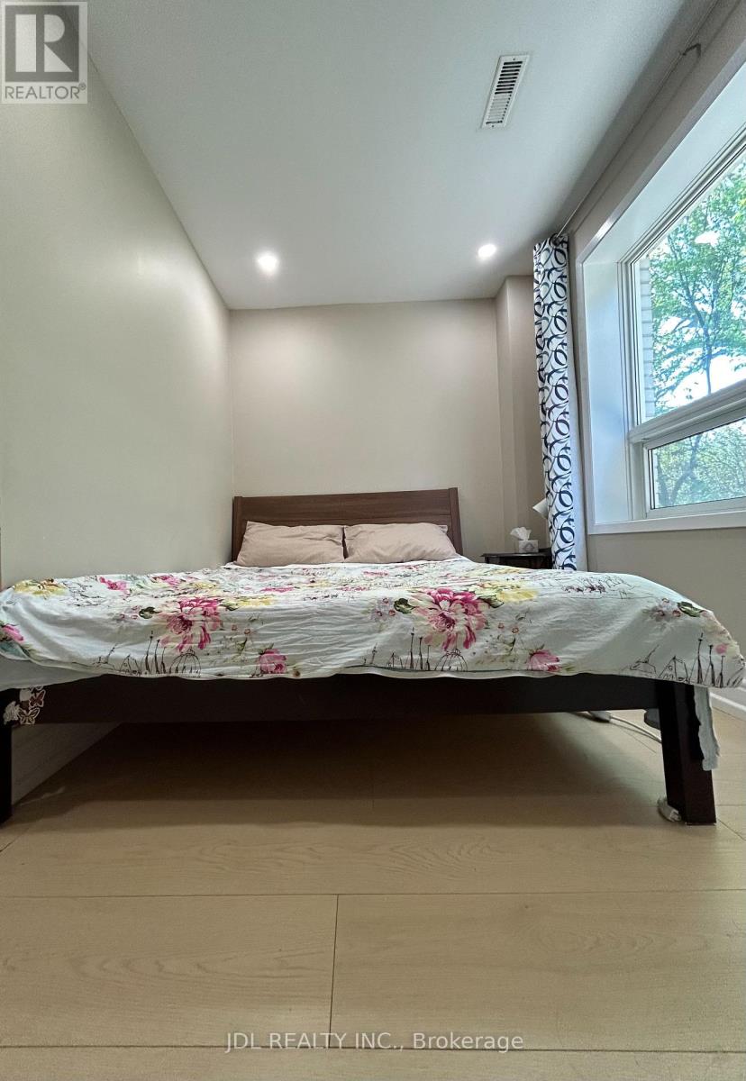 Detached at UNIT A - 62 BANSTOCK DR DRIVE, Toronto