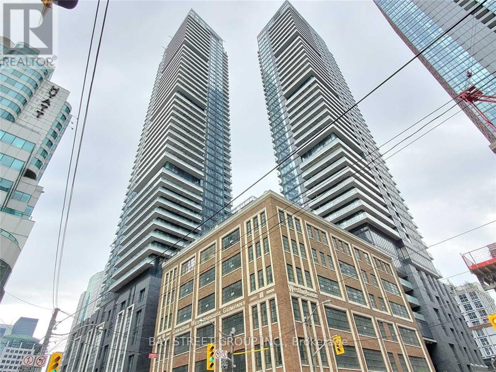 Apartment at 1807 - 125 BLUE JAYS WAY, Toronto (Waterfront Communities)
