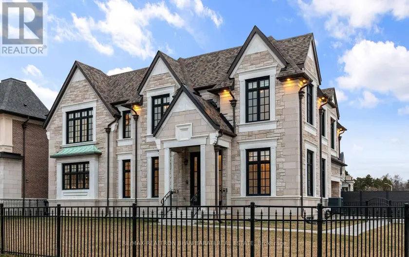 Detached at 29 BALLYCONNOR COURT, Toronto (Bayview Woods-Steeles)
