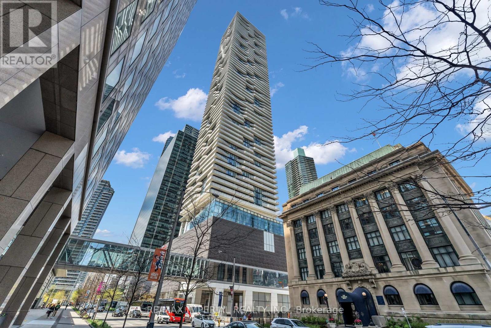Apartment at 6007 - 88 HARBOUR STREET, Toronto (Waterfront Communities)
